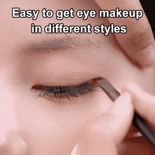 Waterproof and long-lasting solid eyeliner